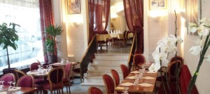 Couscous Paris 18e Restaurant Montmartre Les Ambassades salle principale