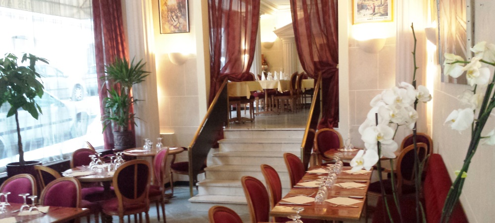 Restaurant Montmartre Les Ambassades salle principale