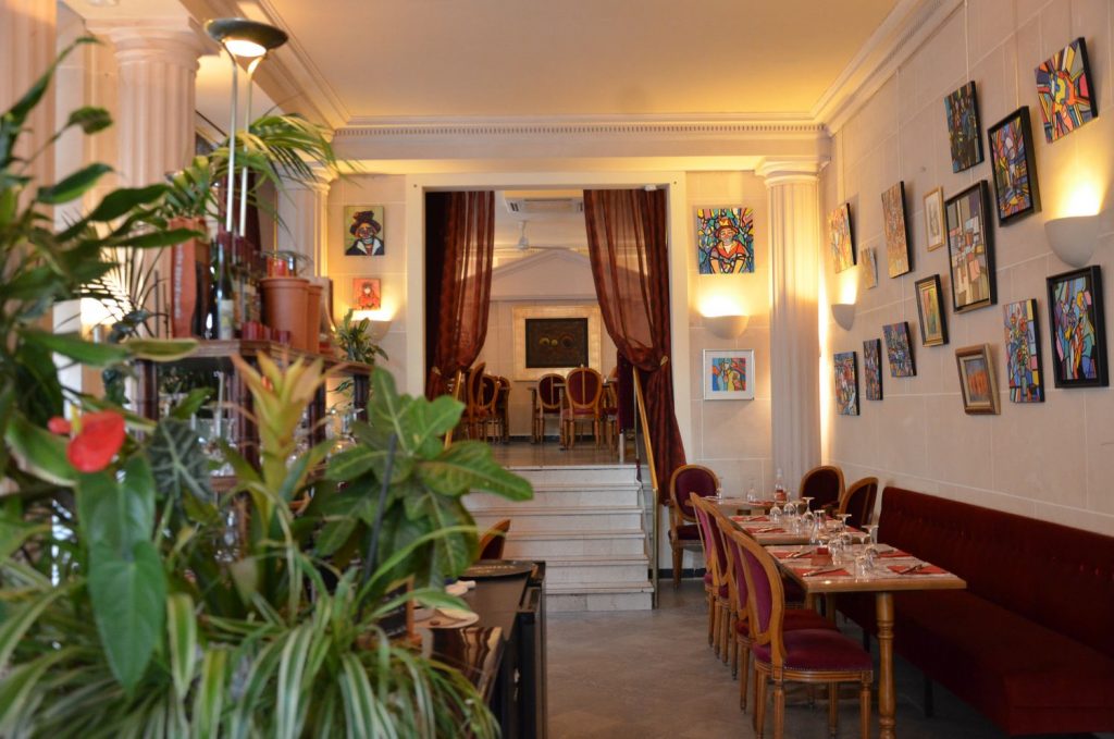 Salle restaurant Montmartre Les Ambassades